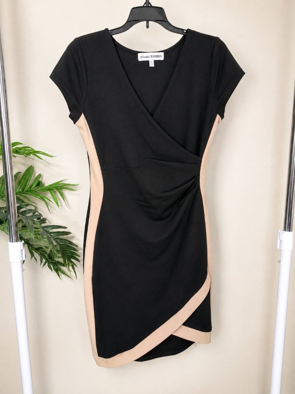 Almost Famous Black Tan Faux Wrap Ruched Bodycon Dress Size Large